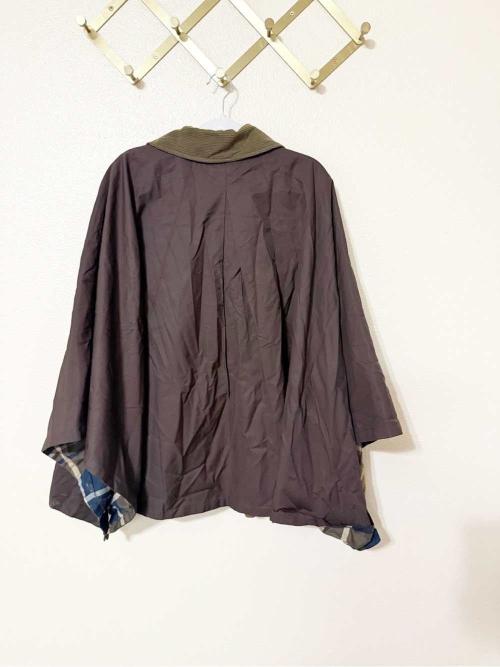 Free People Bailey Cape in Italian Mocha Brown Plaid Lined Tie Neck NEW Size M/L - Picture 8 of 11